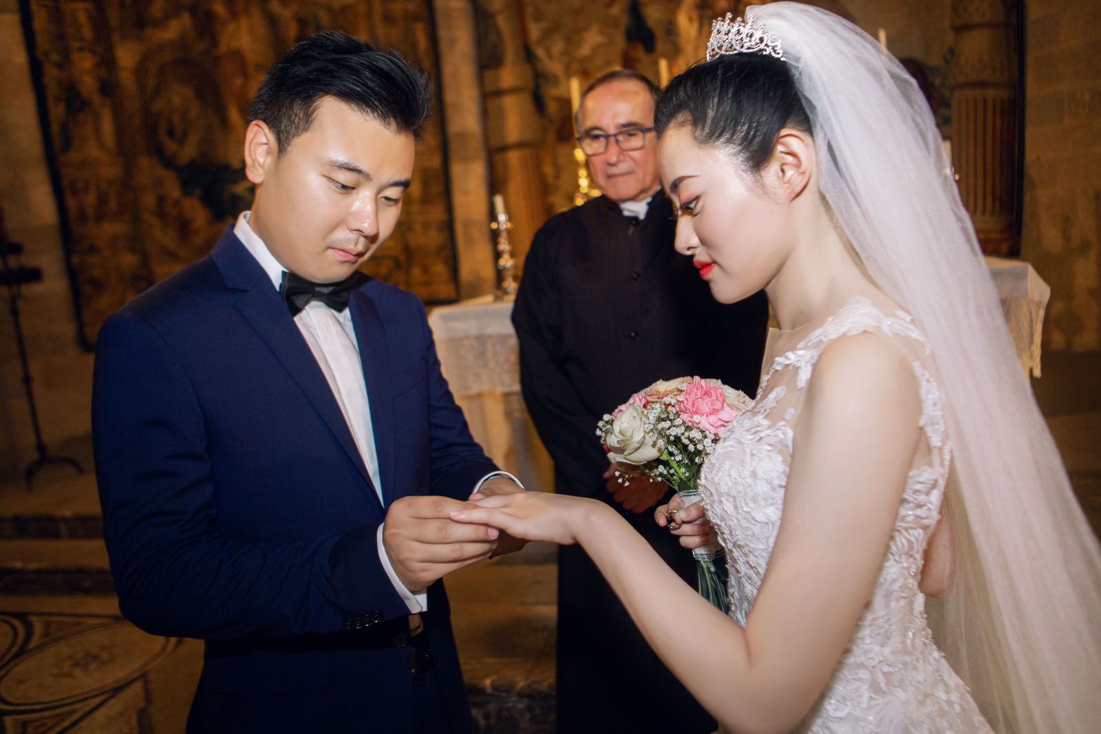 佩拉拉达城堡婚纱照 - 巴塞罗那
